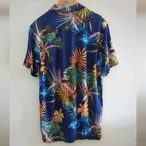 ALEX VANDO | Men's Navy Tropical Short Sleeved Collard Button Up Shirt - Picture 3 of 3